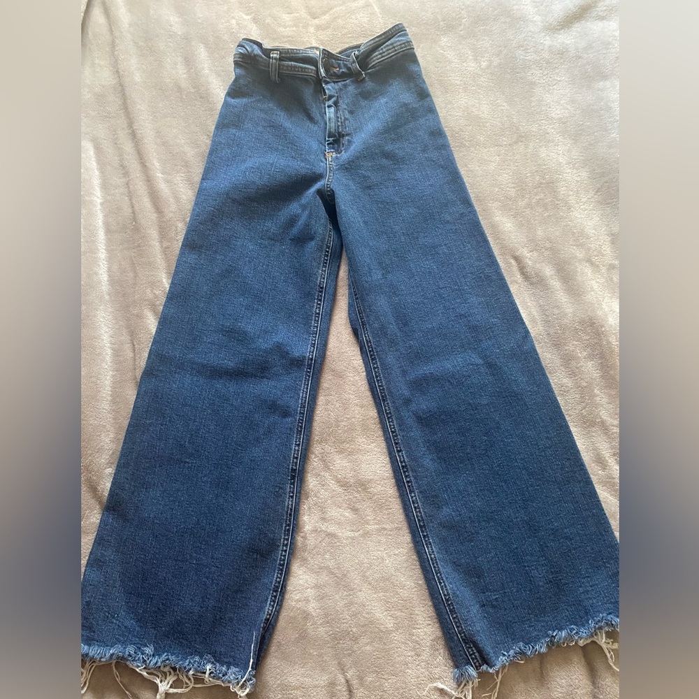Zara Women's Wide-Leg Jeans in Dark Blue Denim